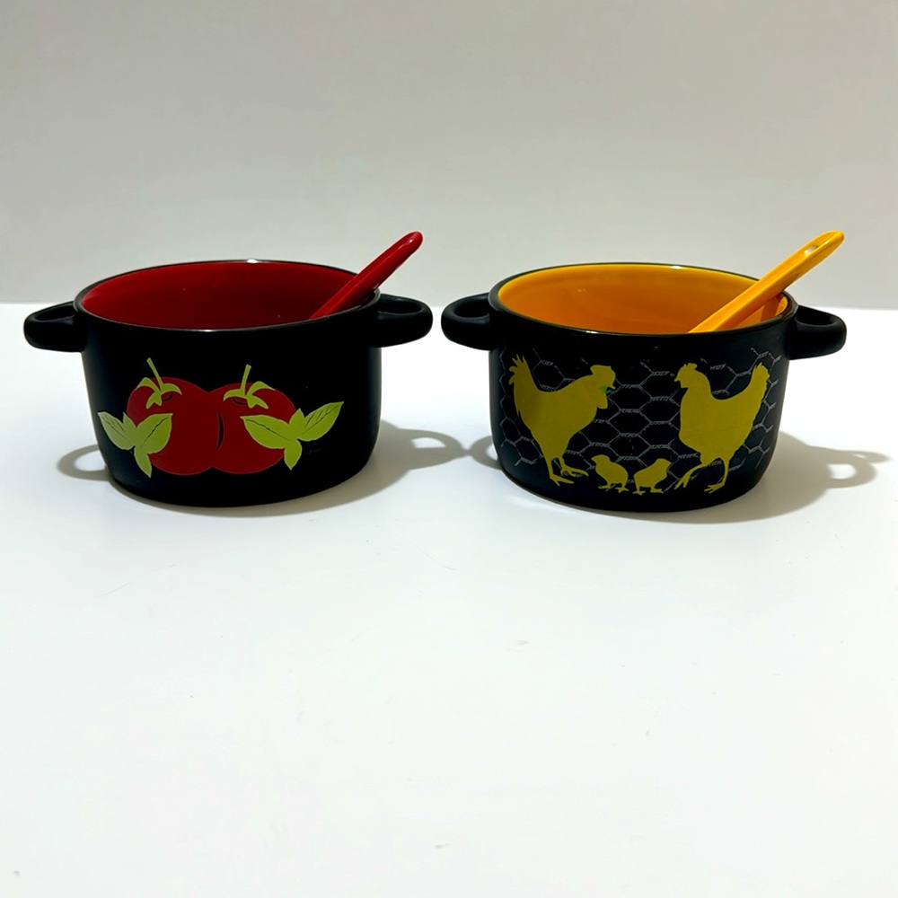NEW Soup Crocks With Handles Set For Chicken & Tomato Soup